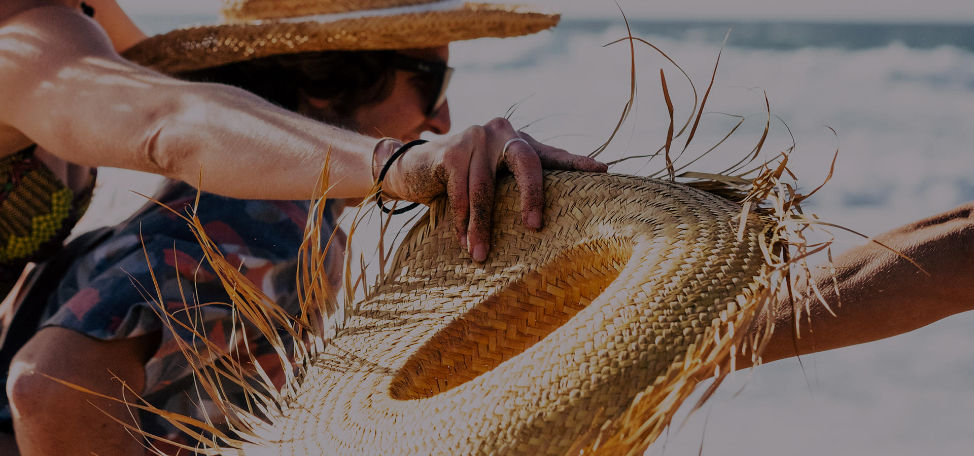 Taizhou Goldenway Craft & Hats Co.,Ltd.